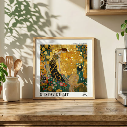 Gustav Klimt Style Golden Lady Print – Art Nouveau Woman Square Art